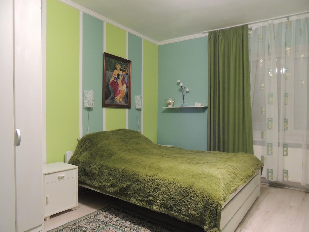Apartment On Stefanyka 42/5 Berehove  Extérieur photo